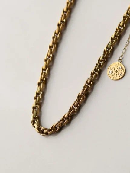 astra necklace img2