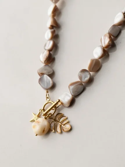 isola dorata necklace img2
