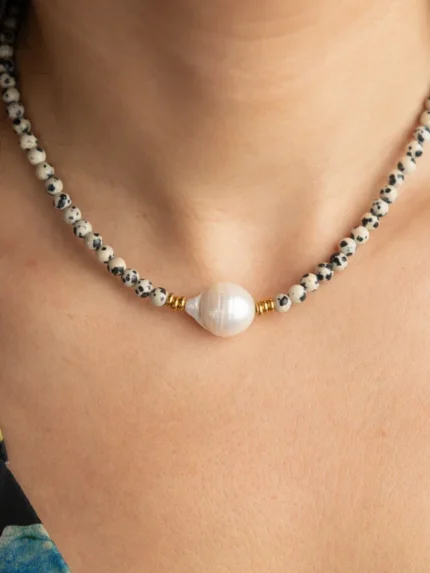 selene necklace img3