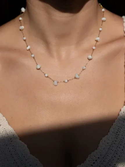 Nivaria necklace 2.webp