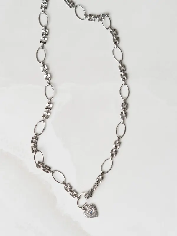 Sentina necklace 1.webp Sentina necklace 1.webp